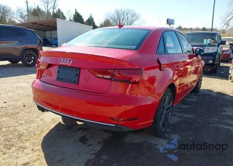 2017 Audi A3 2.0T Premium z USA, uszkodzony, nr VIN WAUAUGFF8H1051505